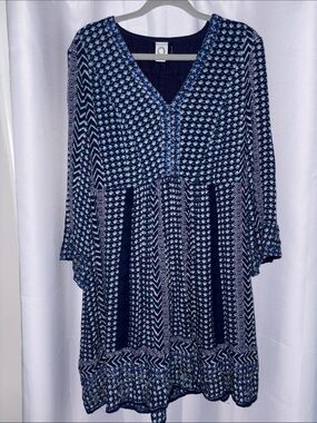 Akemi Kin Navy Patterned V-Neck Tunic Top Mini Dress